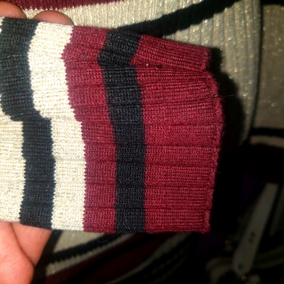 OFF THE SHOULDER SWEATER DRESS - Picture 5 of 8